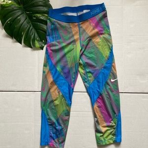 Womens Nike rainbow leggings 3/4 size large